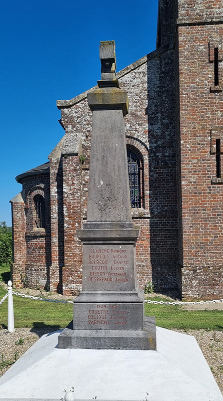Le Monument aux Morts